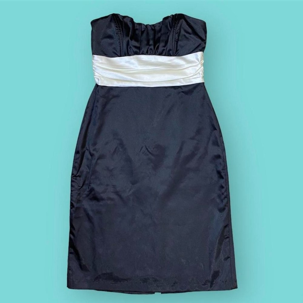 Vintage 90s/2000s Strapless Grunge Dress